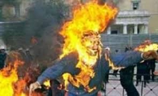 موظف في بلدية اربد يحرق نفسه .. واصابته بالغة موظف في بلدية اربد يحرق نفسه .. واصابته بالغة