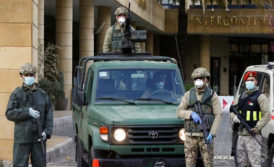 ازدحامات مرورية في عمان والزرقاء