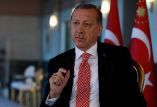 أردوغان يجري مباحثات هاتفية مع العاهل السعودي وأمير قطر