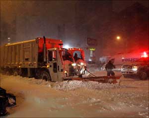 عاصفة ثلجية تشل مدنا أميركية    