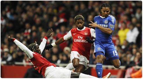 آرسنال يزيد من متاعب تشلسي