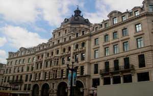 ارجاء محاكمة بريطاني قتل اثنين من زملائه في بغداد