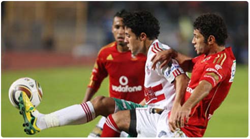 الأهلي ينتزع تعادلاً بطعم الفوز من الزمالك