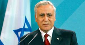 الصحف الاسرائيلية ترحب بالحكم الصادر على كاتساف 