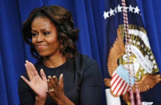 إقالة مسؤولة أمريكية وصفت ميشيل أوباما بـ"قردة بكعب عال"