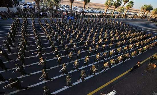 استعراض كبير للحشد الشعبي في العراق .. بالفيديو