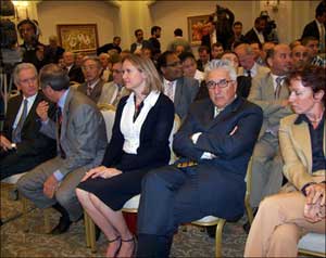 السفير الأميركي يغادر ليبيا 