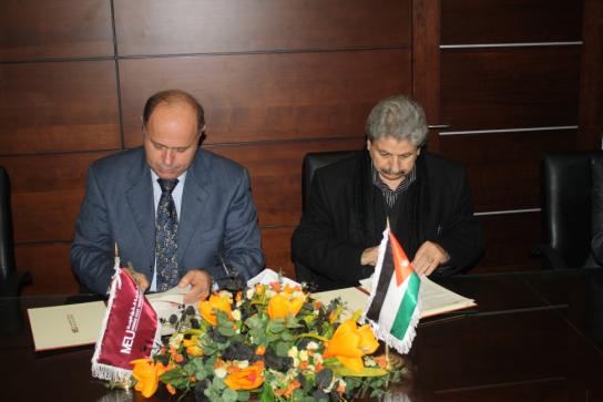 جامعة الشرق الاوسط تبرم مذكرة تفاهم لاستقطاب طلبة عرب