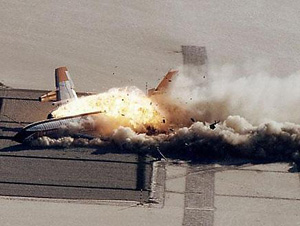 تحطم طائرة ركاب إيرانية على متنها أكثر من مائة شخص شمال غرب البلاد