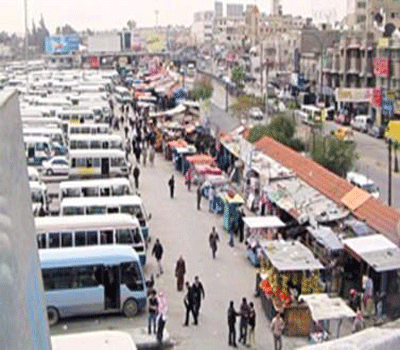 حملة لإزالة البسطات من الوسط التجاري بالزرقاء حملة لإزالة البسطات من الوسط التجاري بالزرقاء