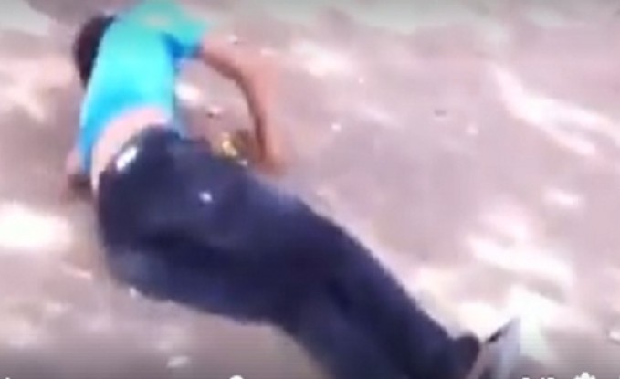 إربد : الأمن يوضح ما قصة الطفل في هذه الصورة !!