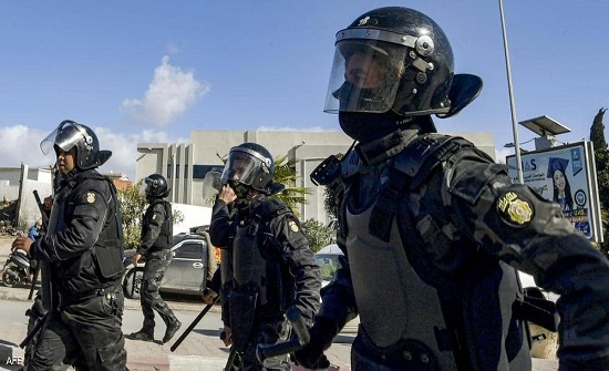 تونس.. طوق أمني تحسبا لـ"احتجاجات بلعيد"