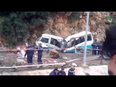 شاهد .. لإنهيار الصخري في أوقاس