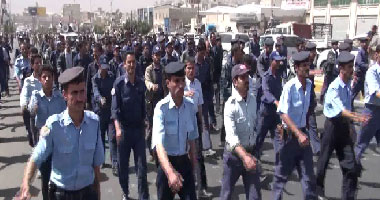 النائب العام اليمني يرفع الحصانة عن المتهمين بتفجير مسجد الرئاسة النائب العام اليمني يرفع الحصانة عن المتهمين بتفجير مسجد الرئاسة