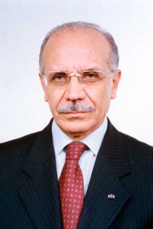 اقالة وزير الداخلية التونسي  