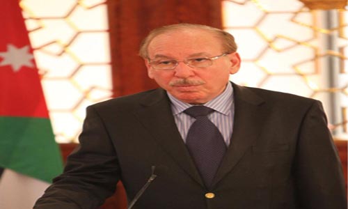 الحلواني يؤكد تحقيق انجازات اقتصادية رغم التحديات الحلواني يؤكد تحقيق انجازات اقتصادية رغم التحديات