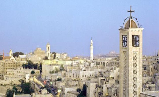 مستوطنون يقيمون بؤرة استيطانية بعد استيلائهم على اراض فلسطينية في بيت لحم مستوطنون يقيمون بؤرة استيطانية بعد استيلائهم على اراض فلسطينية في بيت لحم