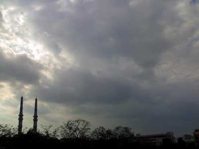 حالة عدم استقرار جوي تؤثر على المملكة الجمعة و السبت 