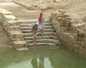 الطوائف المسيحية تحتفل بيوم الحج المسيحي وعيد الغطاس  