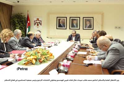 عبيدات يلتقي الشركاء في قطاع الانشاءات لتصدير المقاولات والخدمات الهندسية 