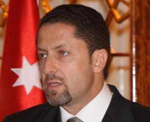 البطاينه يتفقد موقع مشروع مركز الانطلاق الموحد للنقل الدولي  