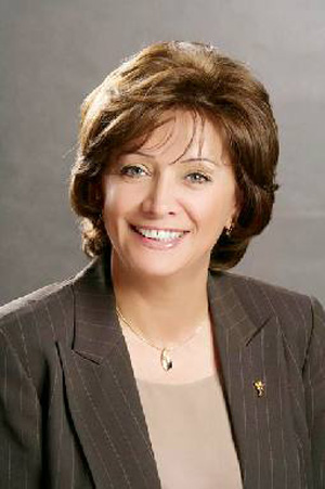 وزيرة الشؤون البلدية تلتقي وفدا من البنك الدولي  