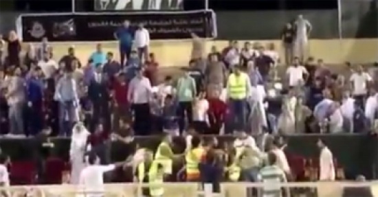 بالفيديو : شجار قبيل محاضرة العريفي في الاردن بالفيديو : شجار قبيل محاضرة العريفي في الاردن