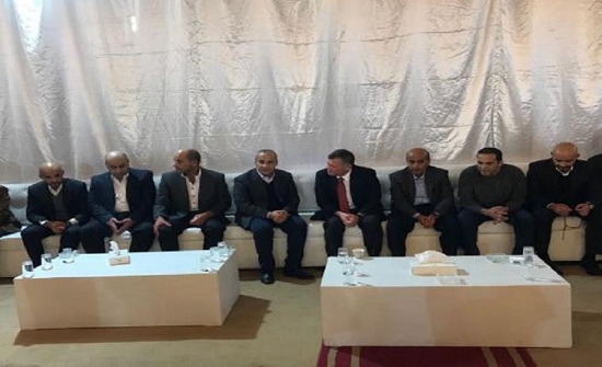 الملك يزور بيت عزاء والدة المناصير الملك يزور بيت عزاء والدة المناصير