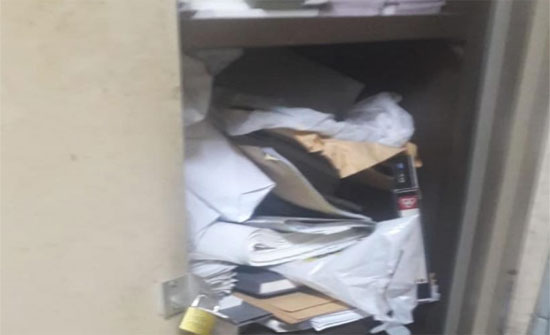 مجهولون يسرقون مقر حزب البعث العربي الاشتراكي..(صور) مجهولون يسرقون مقر حزب البعث العربي الاشتراكي..(صور)