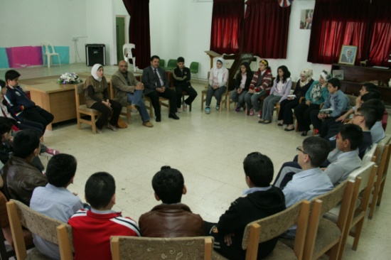 قراءات قصصية نظمتها "الأردنية" لطلبة المدرسة النموذجية