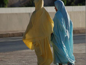 65% من الموريتانيات يخضعن للختان والحكومة تحاول تجريمه 