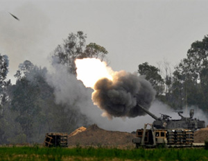 استشهاد فلسطيني واصابة 3 بغزة  