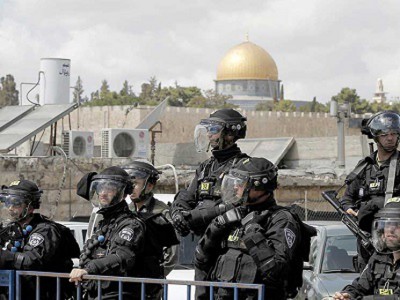 إسرائيل تخفف القيود على حركة الفلسطينيين في عطلة عيد الأضحى إسرائيل تخفف القيود على حركة الفلسطينيين في عطلة عيد الأضحى