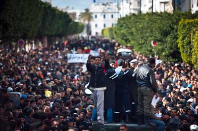 وصول مسيرة "قافلة التحرير" من وسط تونس الى العاصمة 