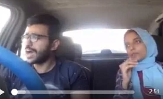 أطرف سخرية من الفتيات في بداية الارتباط (فيديو) أطرف سخرية من الفتيات في بداية الارتباط (فيديو)