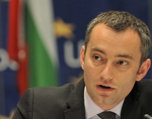 ملادينوف: اتفقت مع مسؤولين فلسطينيين وإسرائيليين لاسراع عملية إعمار غزة