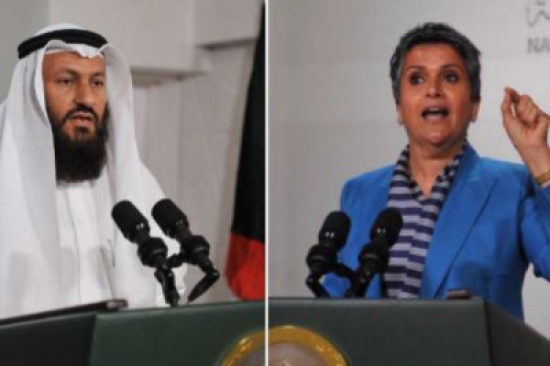 فيديو: مشادة غريبة لنائب في مجلس الأمة الكويتي يرفض الجلوس بجانب نائبة متعطرة فيديو: مشادة غريبة لنائب في مجلس الأمة الكويتي يرفض الجلوس بجانب نائبة متعطرة