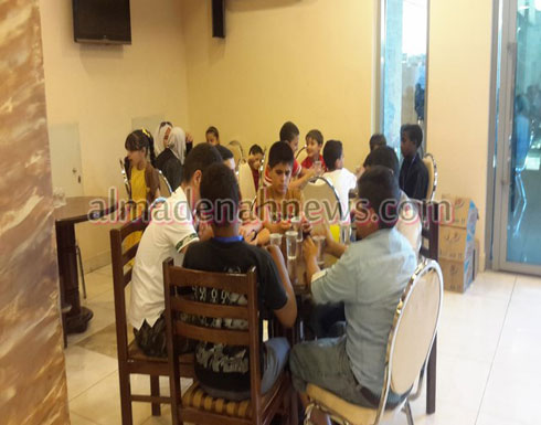 بالصور: جمعية حدائق بلقيس الخيرية تقيم حفل إفطار للأيتام في عمان