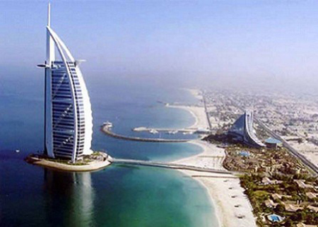 في الإمارات: يوجد 274 رجلاً مقابل كل 100 امرأة في الإمارات: يوجد 274 رجلاً مقابل كل 100 امرأة