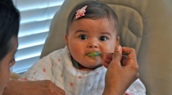 أطعمة غنية بالحديد للرضيع