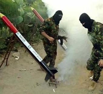 صحيفة: "إسرائيل" تتجسس على حماس عبر صواريخ مهربة من ليبيا