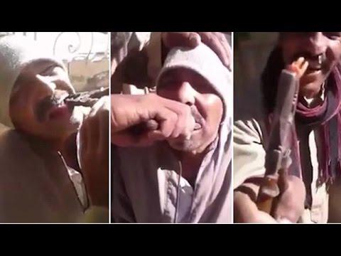 “فيديو”: شر البلية ما يضحك.. يخلع ضرس صديقه بكماشة “فيديو”: شر البلية ما يضحك.. يخلع ضرس صديقه بكماشة