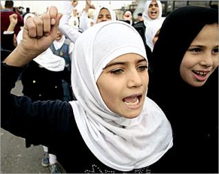 النساء العربيات لا يشعرن بالعدالة الاجتماعية