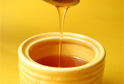 العسل يطهّر الجروح العسل يطهّر الجروح