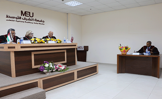 المراسل الصحفي ودوره في إثراء النشرات الإخبارية في التلفزيون الأردني.. رسالة ماجستير في "الشرق الأوسط" المراسل الصحفي ودوره في إثراء النشرات الإخبارية في التلفزيون الأردني.. رسالة ماجستير في "الشرق الأوسط"