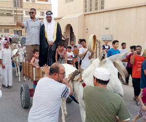 زفاف سعودي في موكب تجره 6 حمير زفاف سعودي في موكب تجره 6 حمير