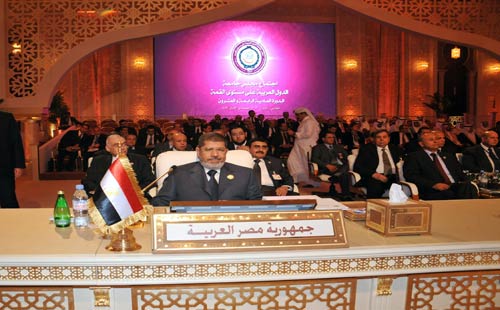 مرسي يحذر العرب من التدخل في مصر مرسي يحذر العرب من التدخل في مصر
