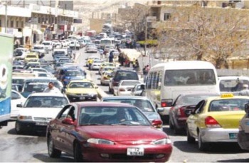 مطالبات في الطفيلة بايجاد حلول لمشكلة الازمة المرورية مطالبات في الطفيلة بايجاد حلول لمشكلة الازمة المرورية