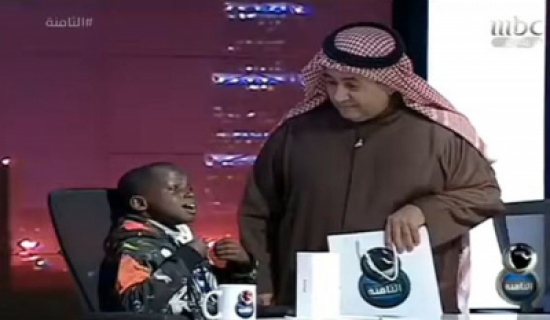 فيديو: طفل يطلب من الشريان أن يذهب لدورة المياه على الهواء.. والأخير يرد: اصبر