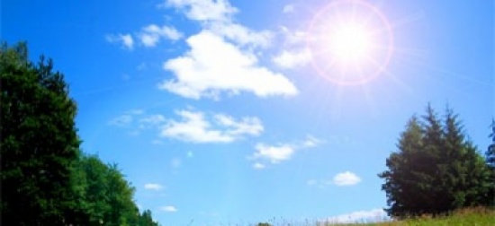 طقس معتدل اليوم وامطار متفرقة الخميس ولطيف الجمعة طقس معتدل اليوم وامطار متفرقة الخميس ولطيف الجمعة